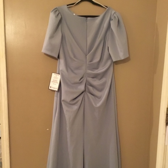 Xscape Plus size Gown from Macys - Picture 3 of 6